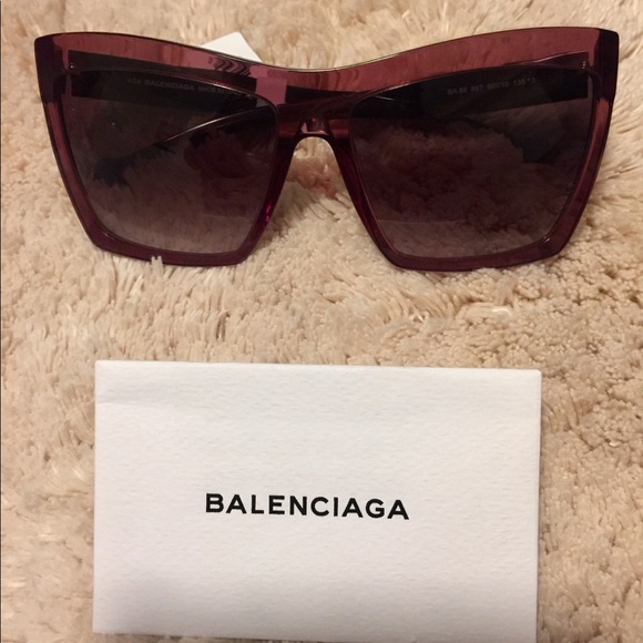 BALENCIAGA SUNGLASSES - NEW NEW WITH TAGS - Picture 7 of 8